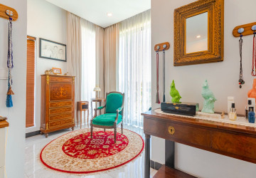 4 Bedroom Villa For Rent - Borey Tourism, Kandaek, Prasat Bakong, Siem Reap thumbnail