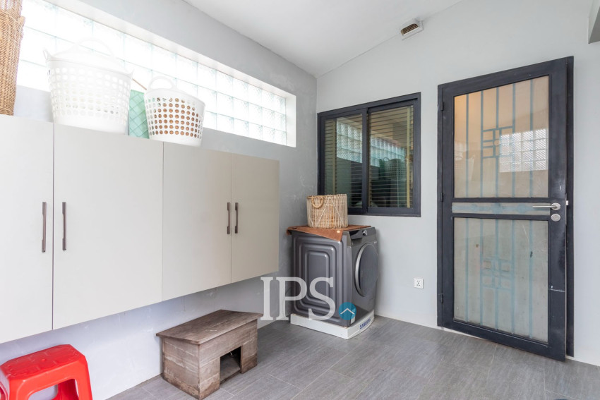 4 Bedroom Villa For Rent - Borey Tourism, Kandaek, Prasat Bakong, Siem Reap