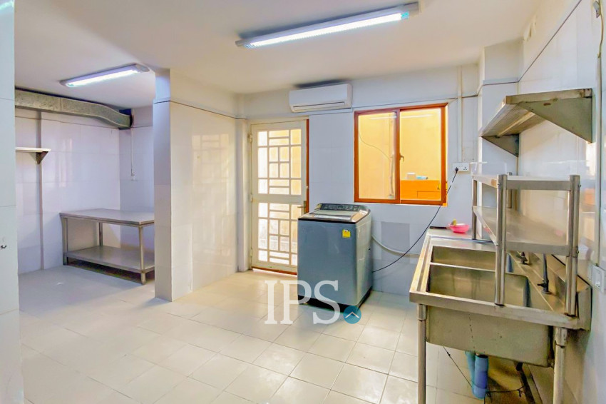 14 Bedroom Hotel For Rent -BKK1, Phnom Penh