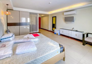 14 Bedroom Hotel For Rent -BKK1, Phnom Penh thumbnail