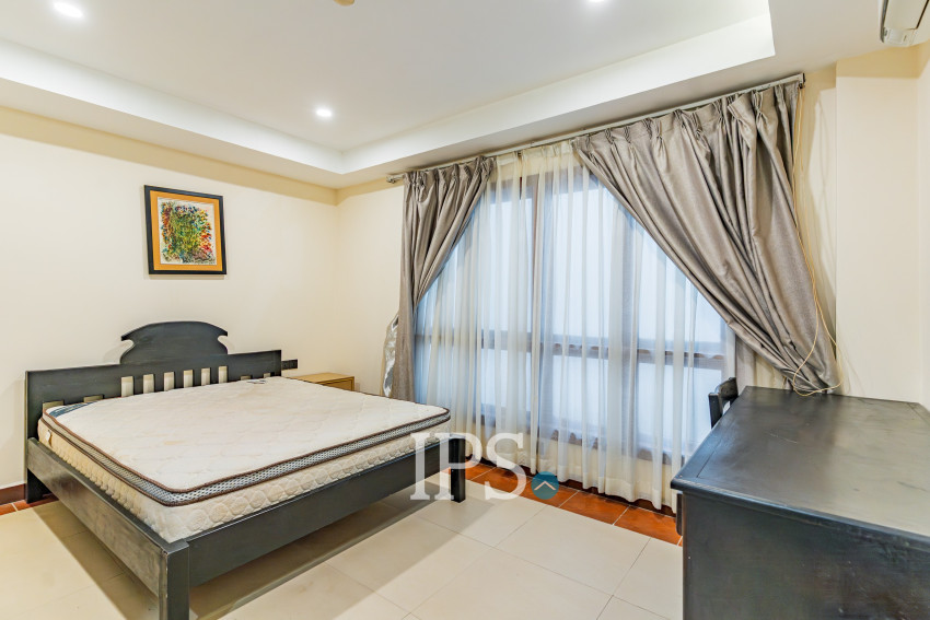 15 Bedroom Commercial Building For Rent - BKK1, Phnom Penh
