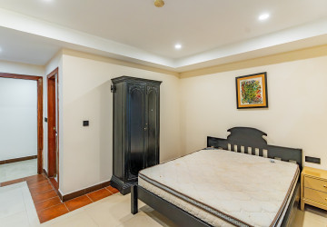 15 Bedroom Commercial Building For Rent - BKK1, Phnom Penh thumbnail