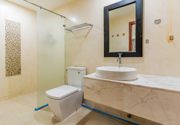 15 Bedroom Commercial Building For Rent - BKK1, Phnom Penh thumbnail