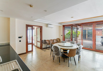 15 Bedroom Commercial Building For Rent - BKK1, Phnom Penh thumbnail