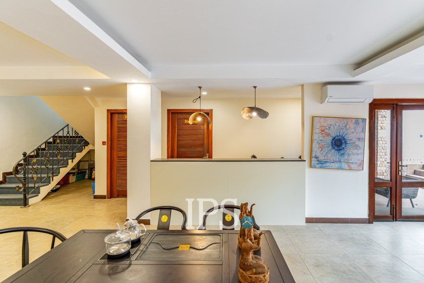 15 Bedroom Commercial Building For Rent - BKK1, Phnom Penh