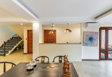 15 Bedroom Commercial Building For Rent - BKK1, Phnom Penh thumbnail