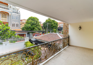 15 Bedroom Commercial Building For Rent - BKK1, Phnom Penh thumbnail