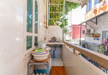 1 Bedroom Unrenovated Flat For Sale - Phsar Kandal 1 , Phnom Penh thumbnail