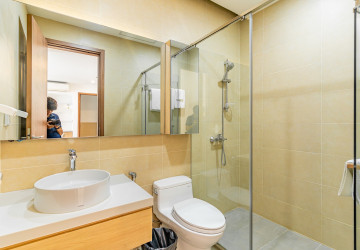 1 Bedroom Serviced Apartment For Rent - Tonle Bassac, Phnom Penh thumbnail