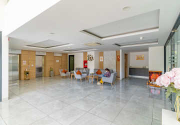 1 Bedroom Serviced Apartment For Rent - Tonle Bassac, Phnom Penh thumbnail