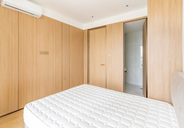 Duplex 4 BedroomCondo For Rent - Vue Aston, Nirouth, Phnom Penh thumbnail