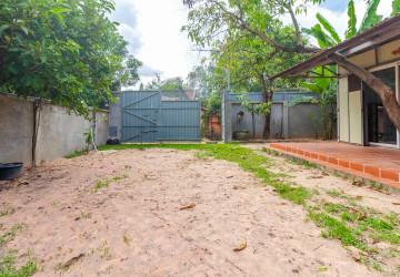 48 Sqm Office Space For Rent - Slor Kram, Siem Reap thumbnail