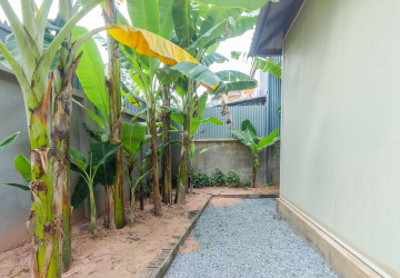 48 Sqm Office Space For Rent - Slor Kram, Siem Reap thumbnail