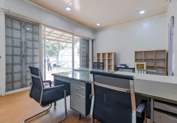 48 Sqm Office Space For Rent - Slor Kram, Siem Reap thumbnail
