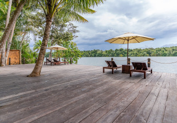 6 Bungalow Resort and Restaurant For Sale - Koh Kong Province, Cambodia thumbnail