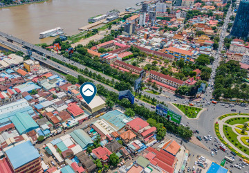 734 Sqm Commercial Land For Rent - Srah Chork, Phnom Penh thumbnail