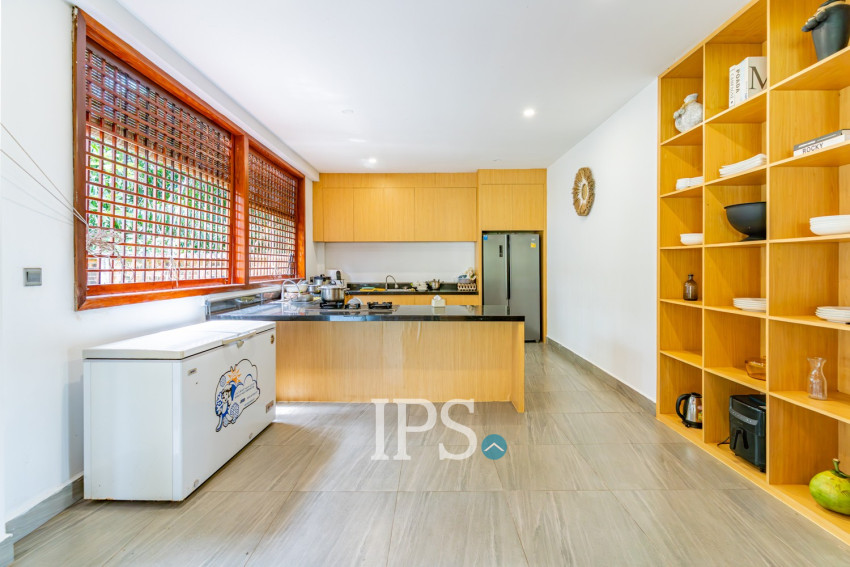 Bungalows And Restaurant Business For Sale - Koh Kong, Cambodia