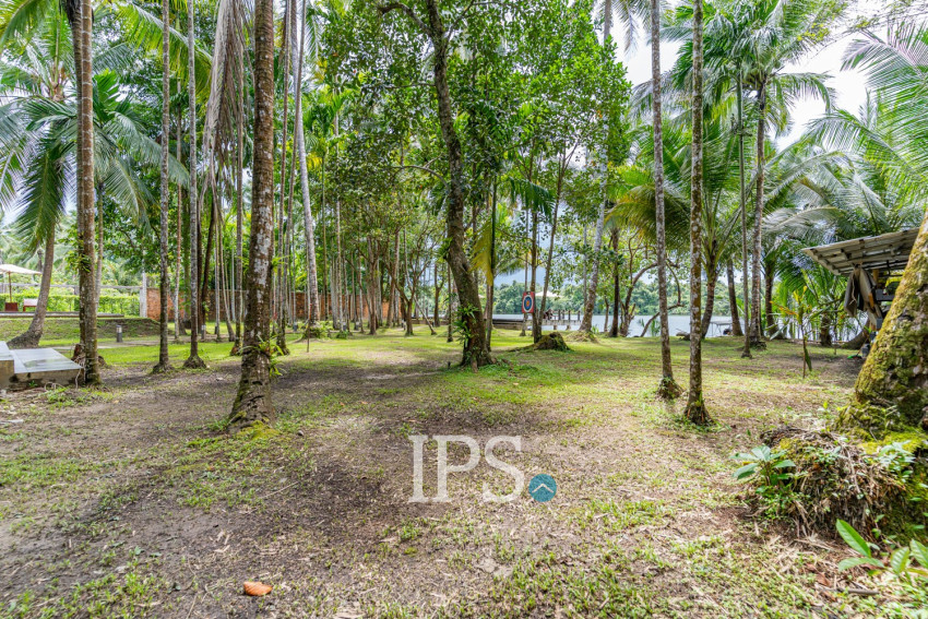 Bungalows And Restaurant Business For Sale - Koh Kong, Cambodia