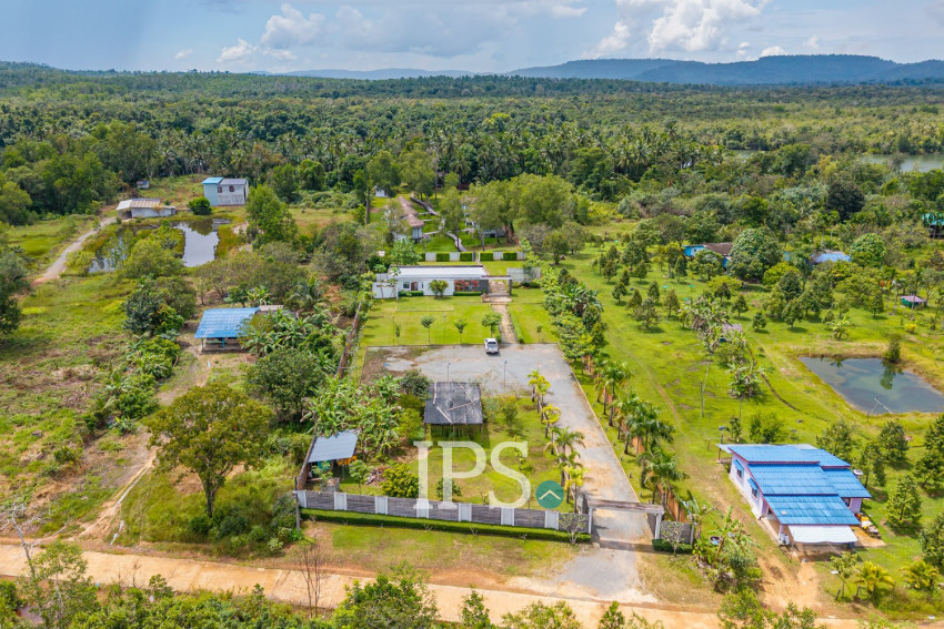 Bungalows And Restaurant Business For Sale - Koh Kong, Cambodia