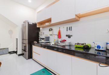 4 Bedroom House For Rent - Krabei Riel, Siem Reap thumbnail