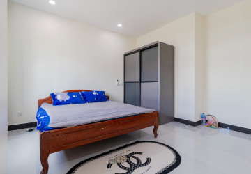 4 Bedroom House For Rent - Krabei Riel, Siem Reap thumbnail