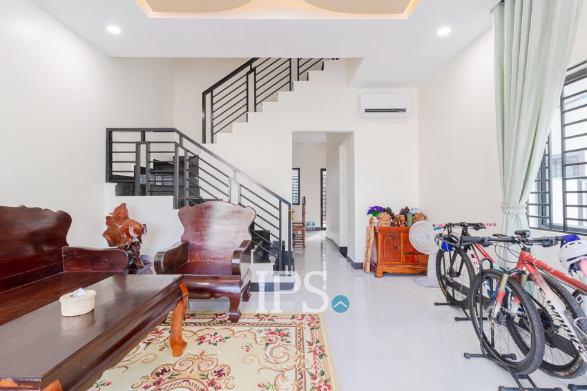 4 Bedroom House For Rent - Krabei Riel, Siem Reap
