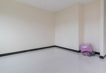 4 Bedroom House For Rent - Krabei Riel, Siem Reap thumbnail