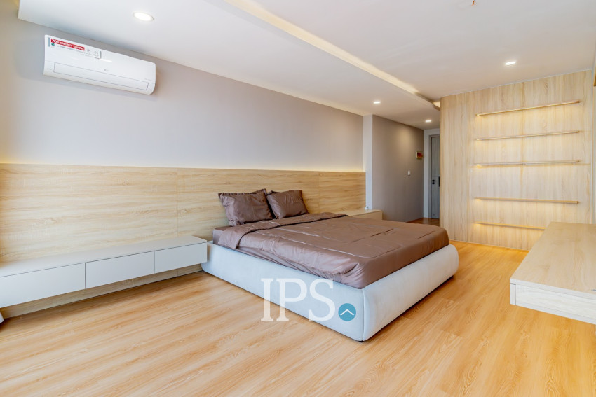 5 Bedroom Serviced Penthouse For Rent - Toul Kok, Phnom Penh