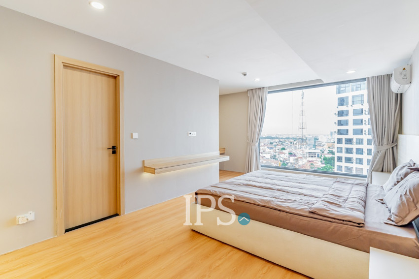 5 Bedroom Serviced Penthouse For Rent - Toul Kok, Phnom Penh