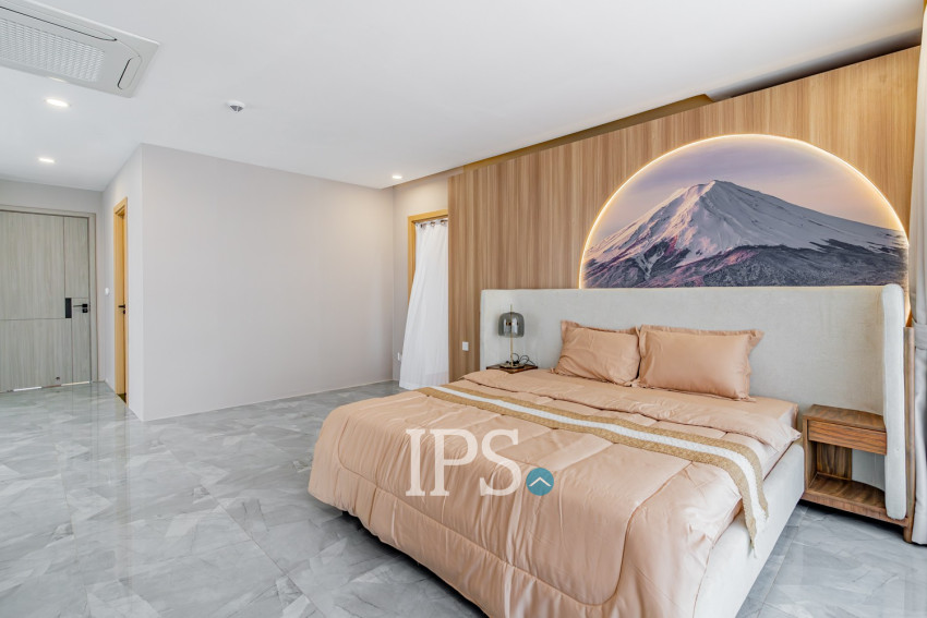 5 Bedroom Serviced Penthouse For Rent - Toul Kok, Phnom Penh
