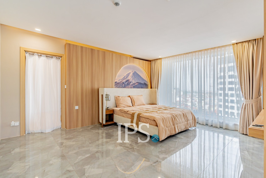 5 Bedroom Serviced Penthouse For Rent - Toul Kok, Phnom Penh