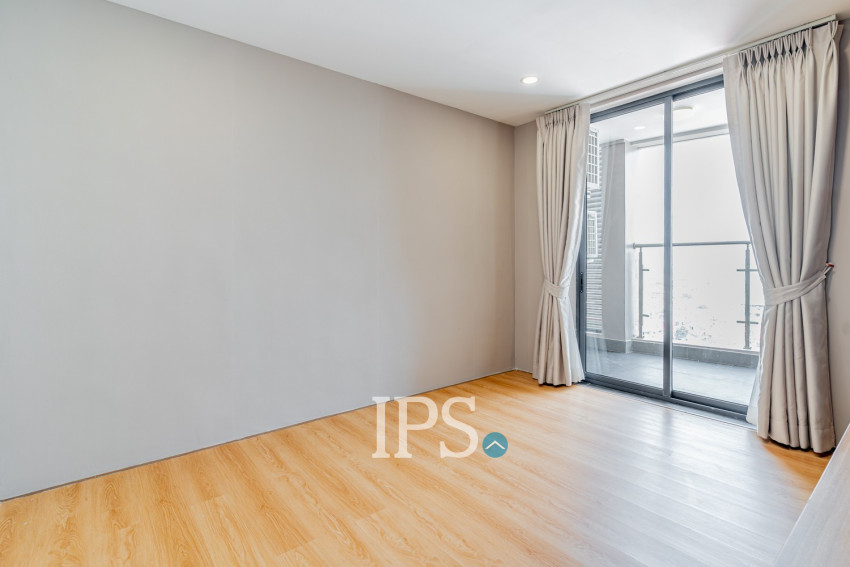 5 Bedroom Serviced Penthouse For Rent - Toul Kok, Phnom Penh