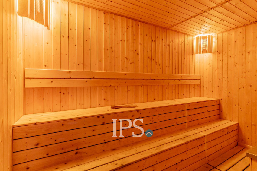 5 Bedroom Serviced Penthouse For Rent - Toul Kok, Phnom Penh