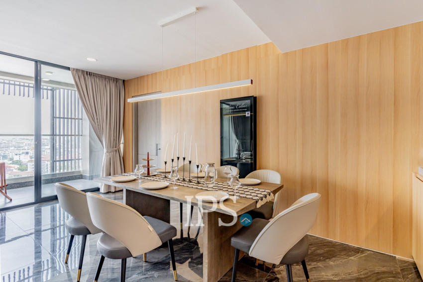 5 Bedroom Serviced Penthouse For Rent - Toul Kok, Phnom Penh