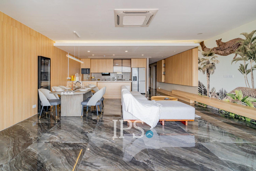 5 Bedroom Serviced Penthouse For Rent - Toul Kok, Phnom Penh