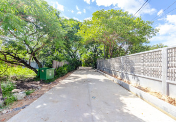 435 Sqm Land For Sale - Sala Kamreuk, Siem Reap thumbnail