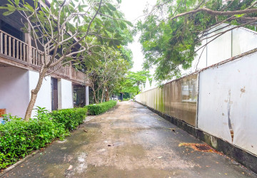 8 Hectare Land For Sale - Sasar Sdam, Puok, Siem Reap thumbnail