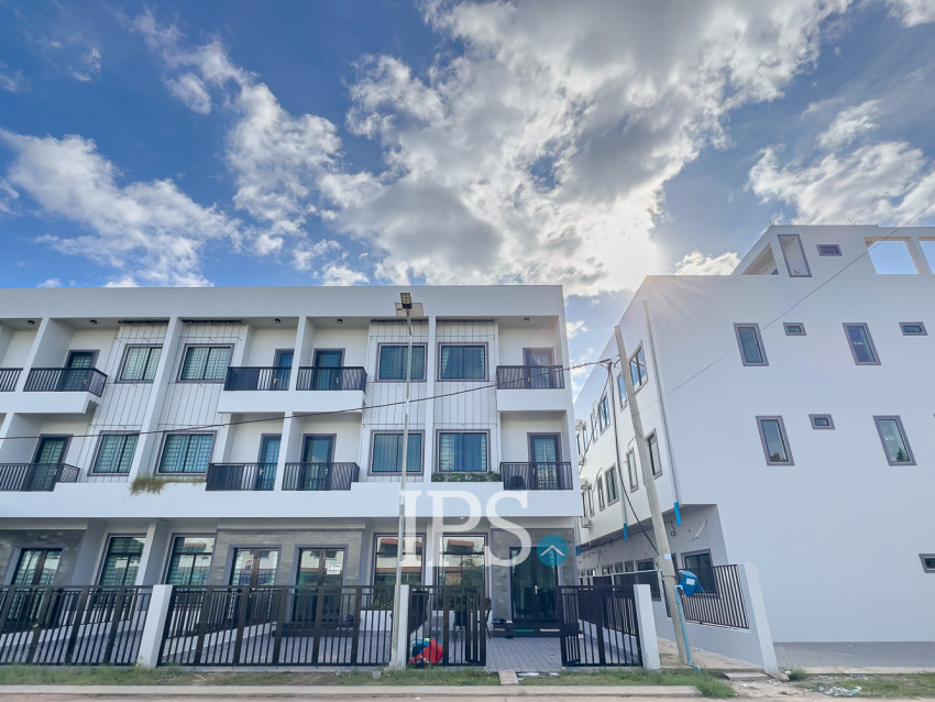 4 Bedroom House For Sale - Krabei Riel, Siem Reap