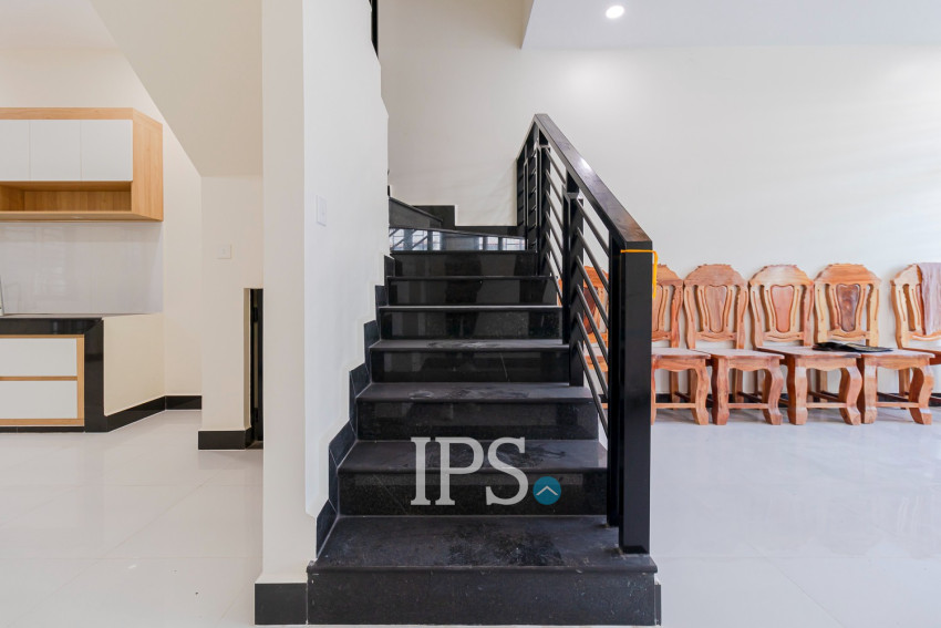 4 Bedroom House For Sale - Krabei Riel, Siem Reap