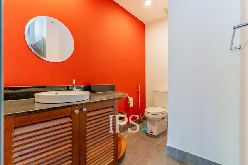 4 Bedroom Villa For Rent - Boeung Kak 2, Phnom Penh