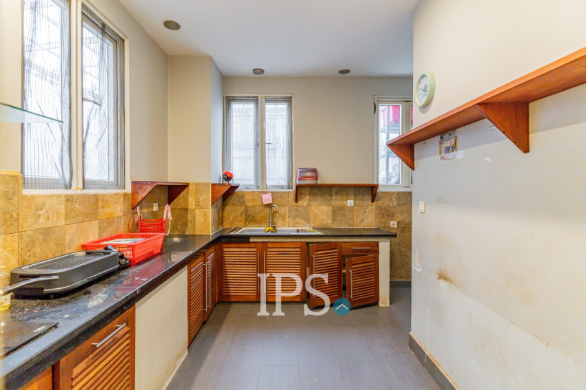 4 Bedroom Villa For Rent - Boeung Kak 2, Phnom Penh