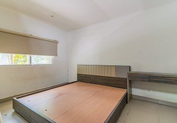 4 Bedroom Villa For Rent - Boeung Kak 2, Phnom Penh thumbnail