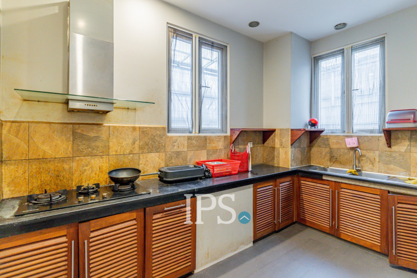 4 Bedroom Villa For Rent - Boeung Kak 2, Phnom Penh