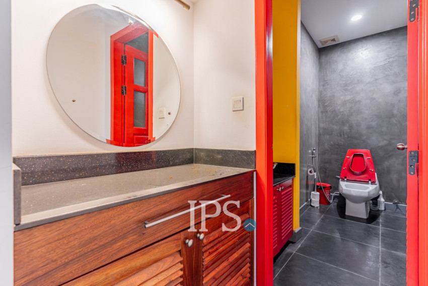 4 Bedroom Villa For Rent - Boeung Kak 2, Phnom Penh