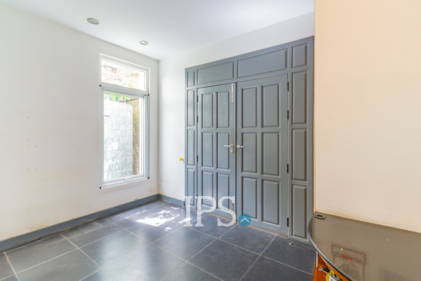 4 Bedroom Villa For Rent - Boeung Kak 2, Phnom Penh