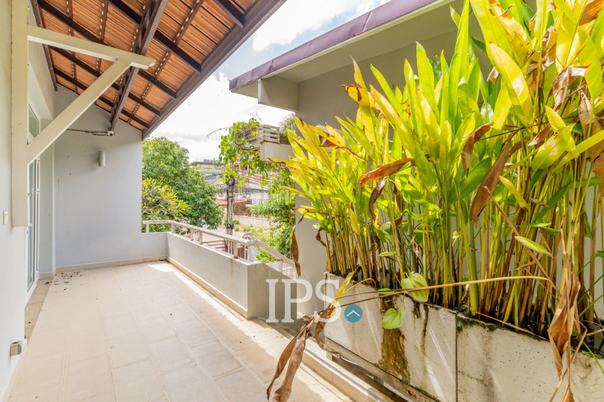 4 Bedroom Villa For Rent - Boeung Kak 2, Phnom Penh