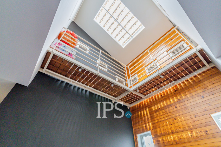 4 Bedroom Villa For Rent - Boeung Kak 2, Phnom Penh