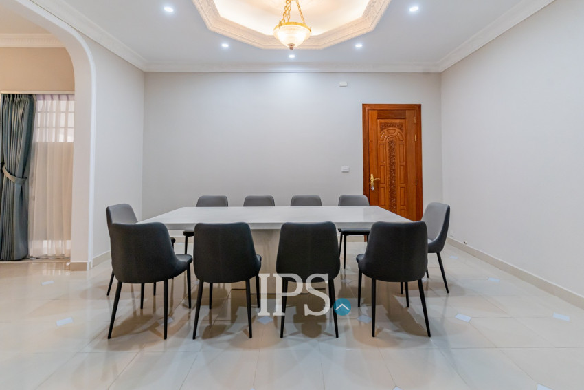 5 Bedroom Villa For Rent - BKK1, Phnom Penh