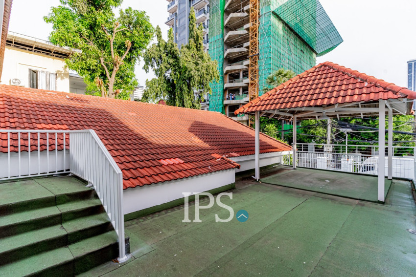 5 Bedroom Villa For Rent - BKK1, Phnom Penh