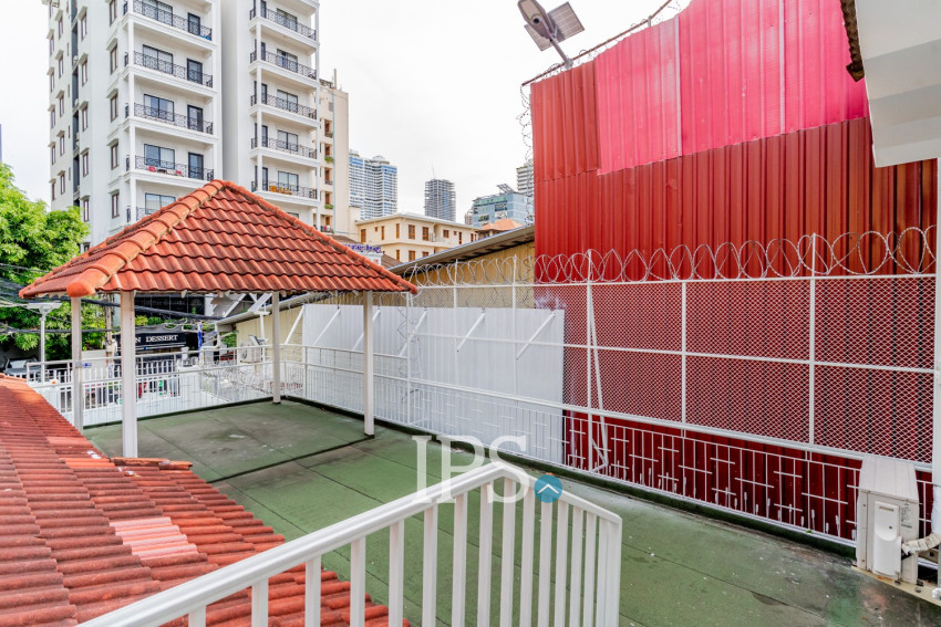 5 Bedroom Villa For Rent - BKK1, Phnom Penh